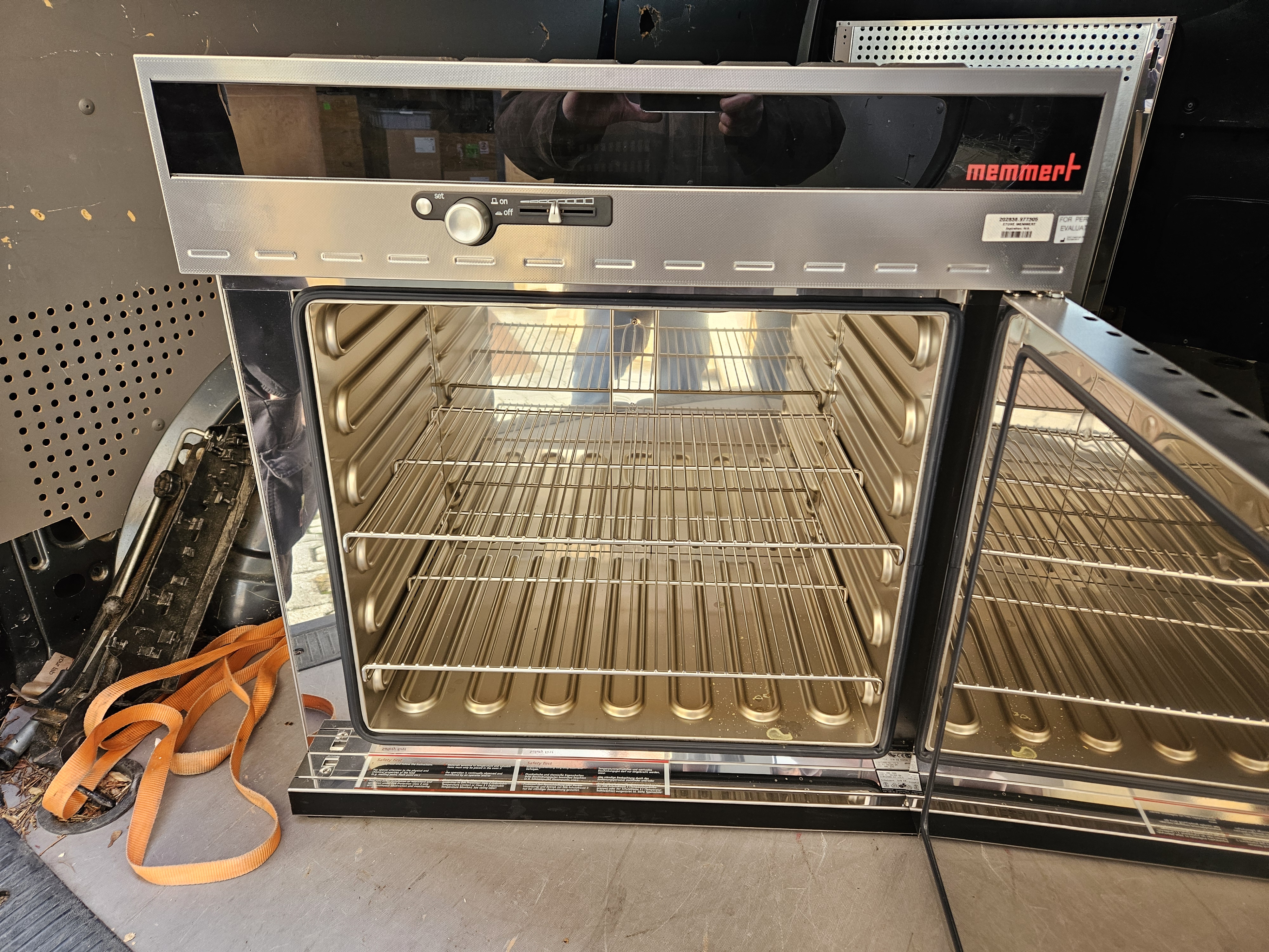 UNE 500 Memmert_2.jpg